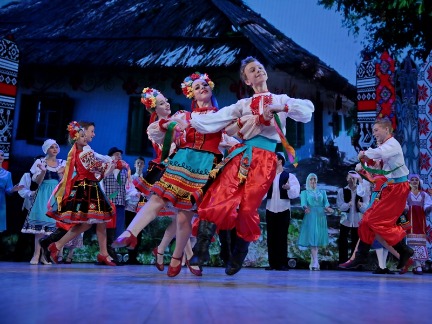 Со 2 октября по 4 ноября 2017 года в Алтайском крае проходил краевой фестиваль народного творчества «Венок Алтая».