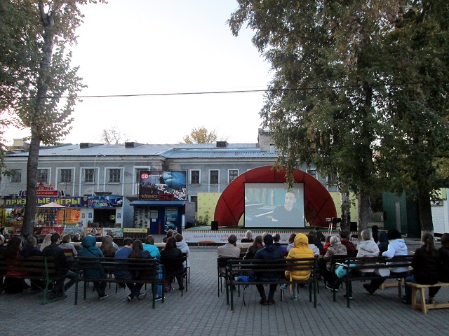20 сентября на открытой площадке в семейном парке развлечений «Солнечный ветер» в Барнауле состоялась акция «Осенний марафон».