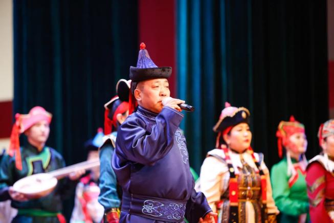 Культурная жемчужина Монголии на фестивале в Барнауле