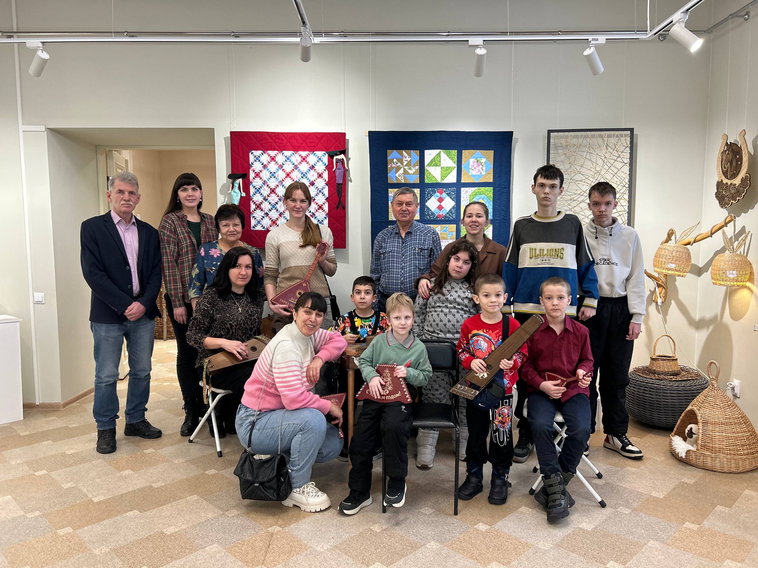 Больше, чем выставка: «Алтай Новогодний» продолжает дарить праздник и творчество после каникул